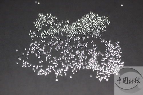 阿坝县金属表面处理厂喷砂玻璃微珠清理